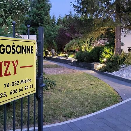 "U Izy" Pokoje Goscinne I Przyczepy Campingowe Großmöllen Exterior foto