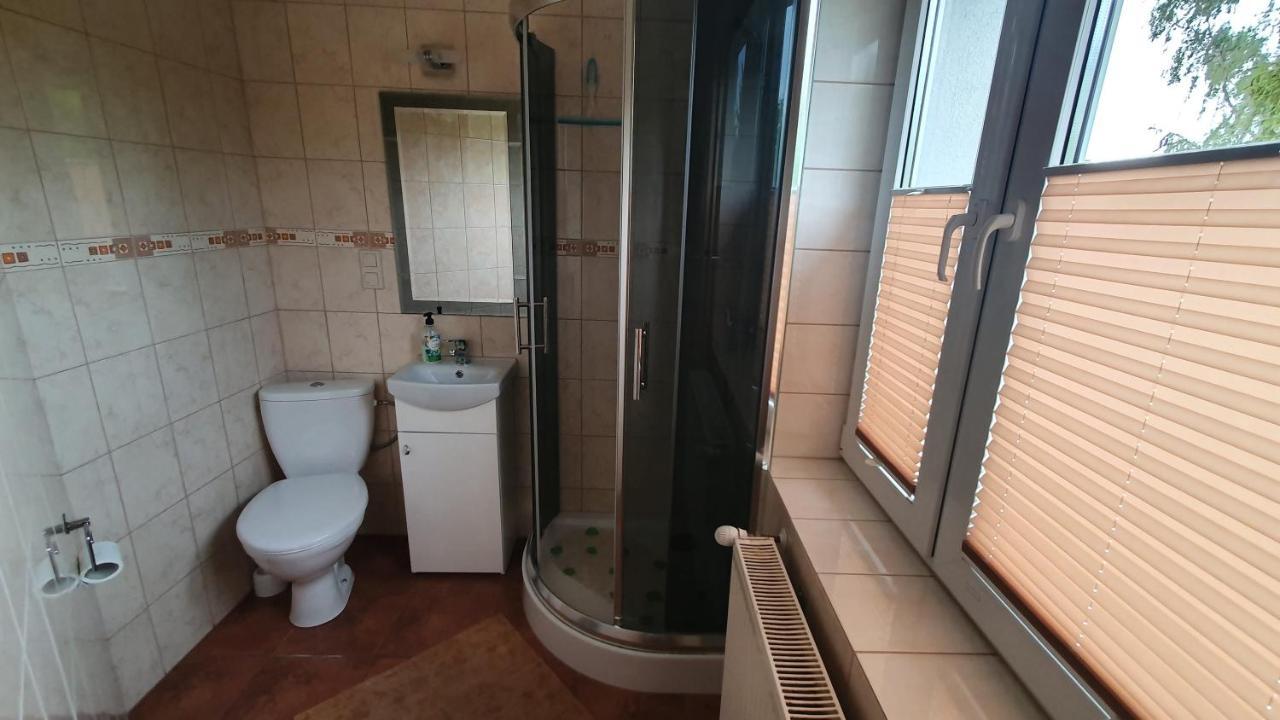 "U Izy" Pokoje Goscinne I Przyczepy Campingowe Großmöllen Exterior foto